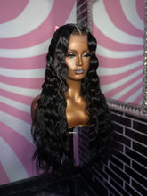 Load image into Gallery viewer, 26 in Pre-styled Body Wave 13x4 HD Lace Frontal Wig
